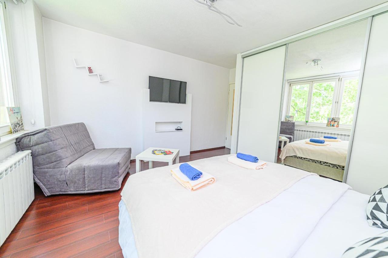 דירות סראייבו Beautiful Cozy Studio Close To City Center מראה חיצוני תמונה